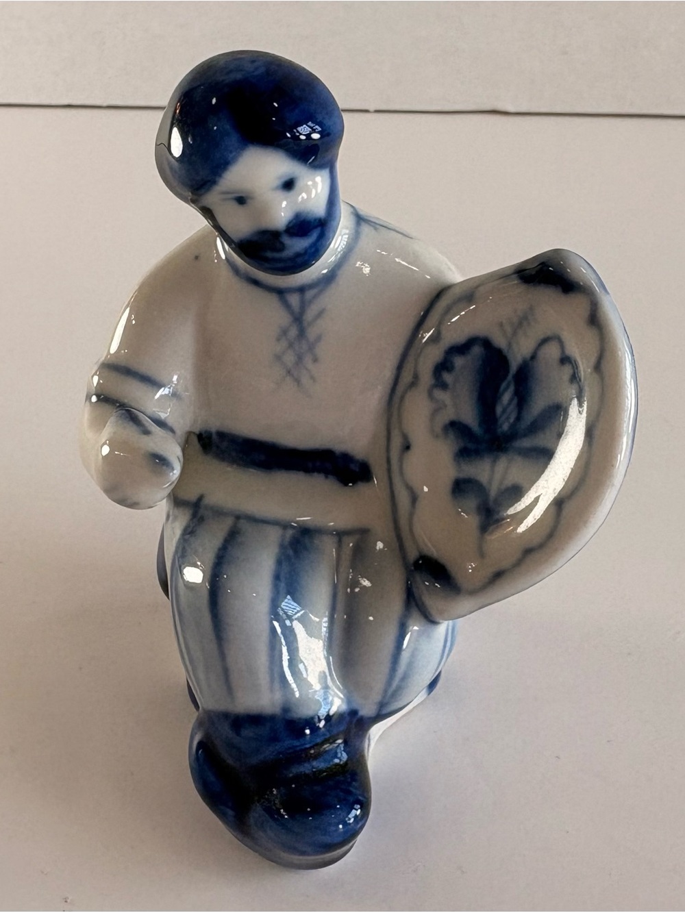 🎨 Vintage Gzhel Porcelain Artist Figurine Hand Painted Blue & White Russian Art